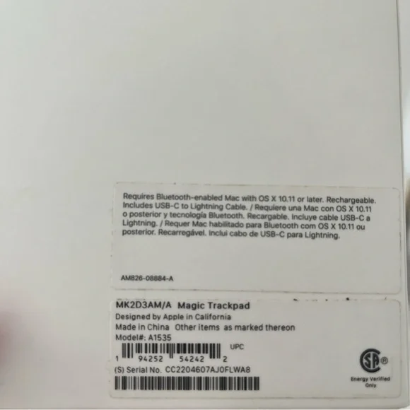 Apple Magic Trackpad 2 - Silver and White Multi-Touch Trackpad - Picture 4 of 5